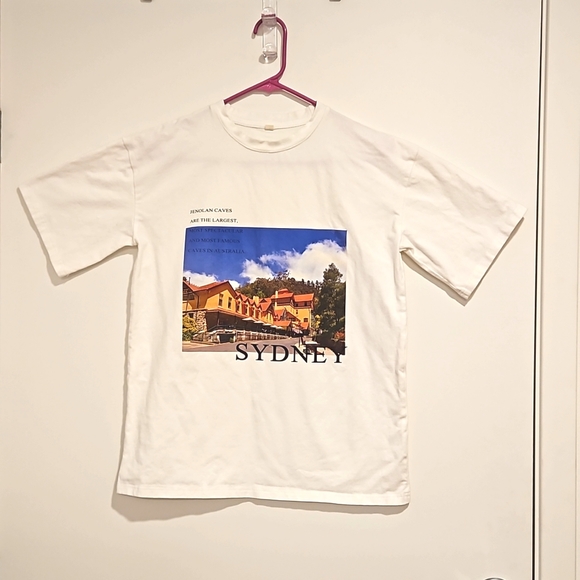 SYDNEY Australia commemorative graphic tee white short sleeve Small UNISEX EUC - Picture 2 of 4